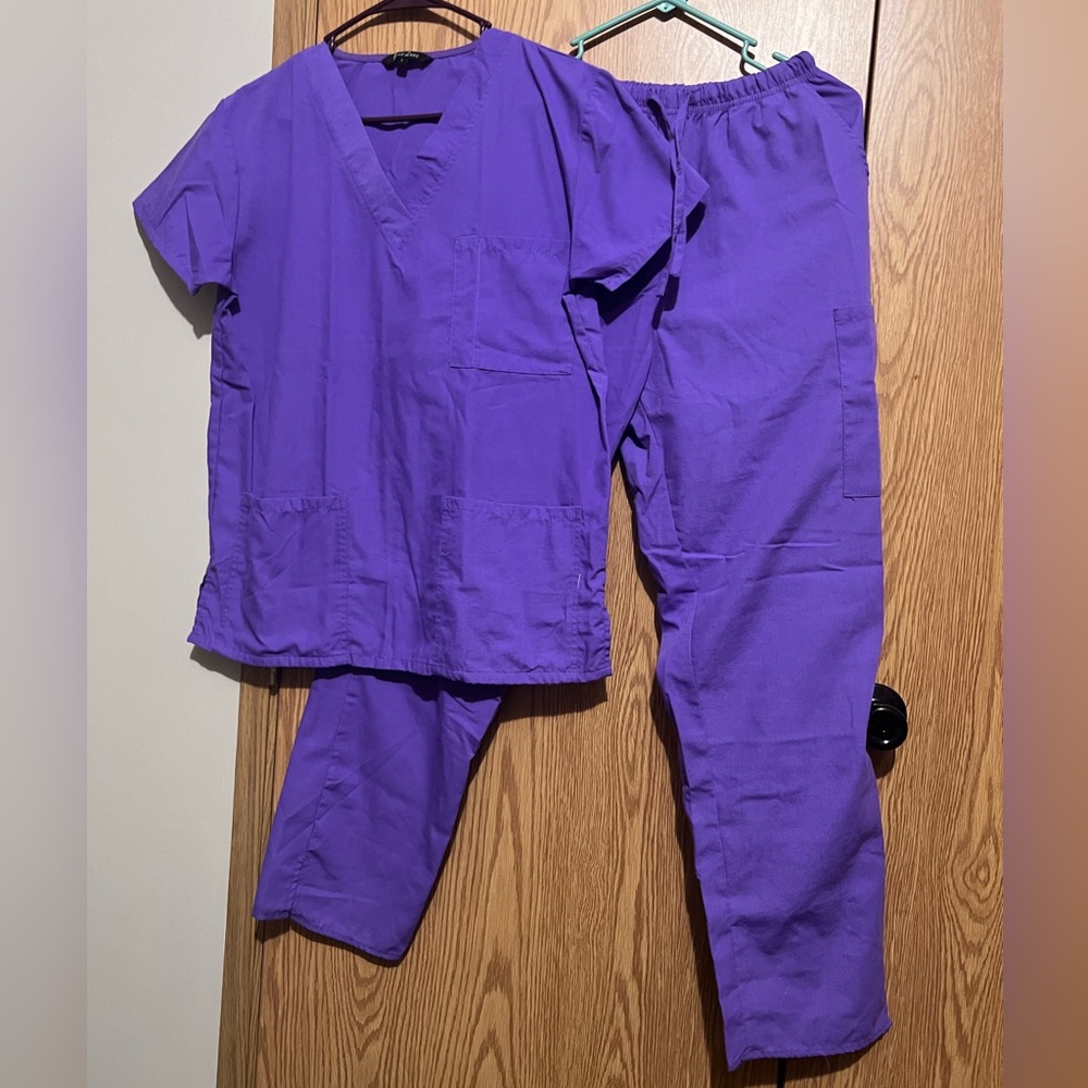 Scrub set—Purple